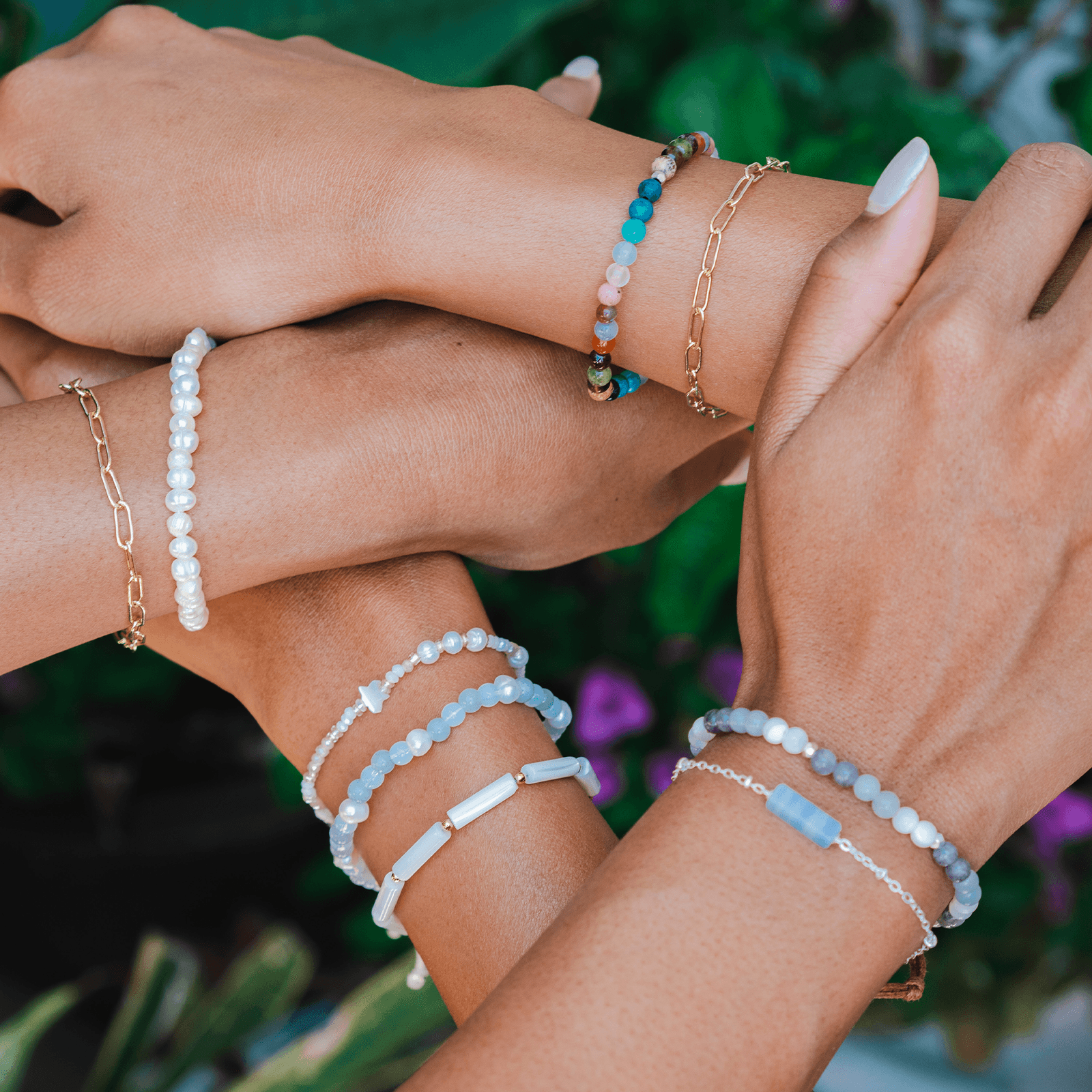 Buy Set of 5 Lit Women Beaded Bracelets for Women Online in India